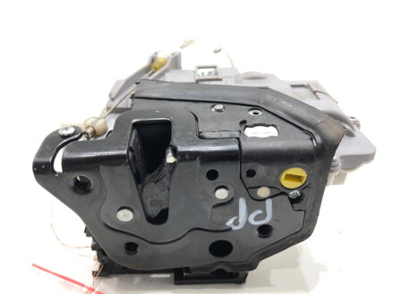 Zámek dveří pravý přední Audi A4 B8 (8K2) 2007 - 2015