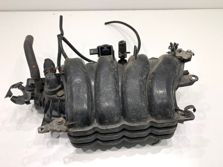 Sací potrubí Toyota Yaris (_P13_) 2010 - 2022