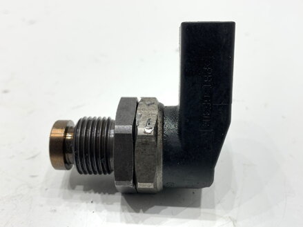 Čidlo tlaku paliva BMW X3 (E83) 2003 - 2011 0281002497