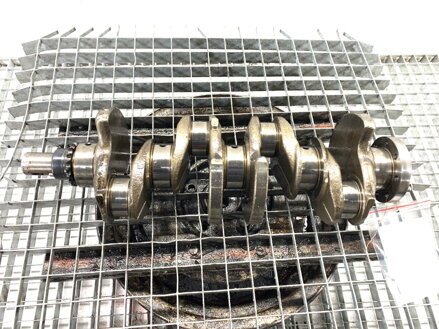 Hřídel klikový Volvo V50 (545) 2003 - 2012 D4204T