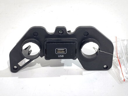 Zásuvka / uložení USB Hyundai I30 Kombi (PDE) 2017 - 2022