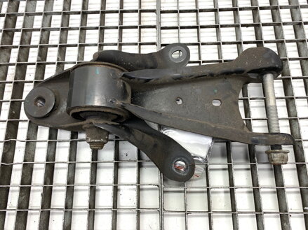 Držák konzole nápravy Ford USA Mustang Coupe 2004 - 2022