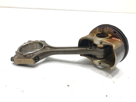 Píst S ojnicí Hyundai I20 II (GB, IB) 2014 - 2022 G4LA