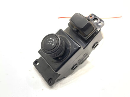 Přepínač regulace zrcátek Ssangyong Tivoli 2015 - 2022