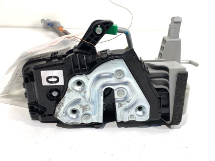 Zámek dveří levý zadní Hyundai Kona (OS, OSE, OSI) 2017 - 2022 81410-J9000