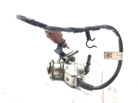 Vstřikovač SCR VW Passat B8 Variant (3G5, CB5) 2014 - 2022 0444025042