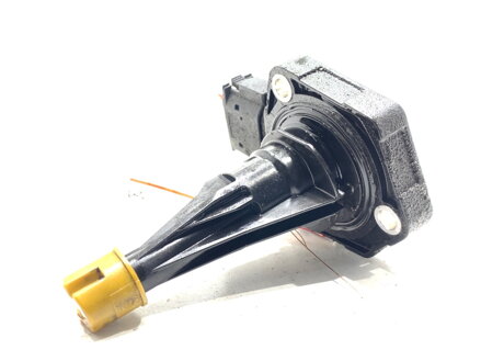 Čidlo úrovně oleje BMW 3 (F30, F80) 2011 - 2018 8608779