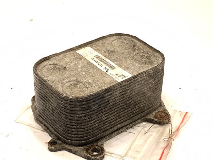 Chladič oleje Skoda Fabia III Kombi (NJ5) 2014 - 2022 03L117021C