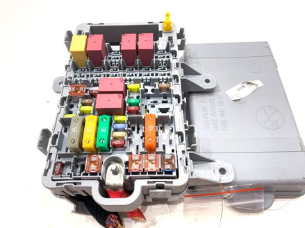 Pojistková skříňka Alfa Romeo Stelvio (949_) 2016 - 2022