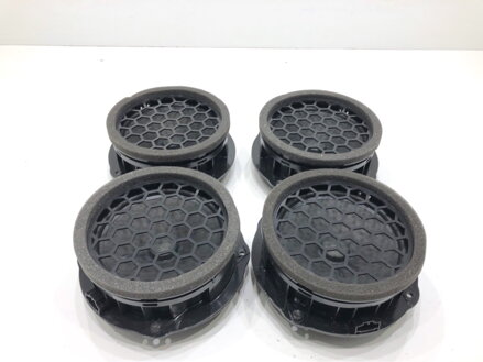 Reproduktory sada Skoda Kamiq (NW4) 2019 - 2022 3V0035411J 2G0035411