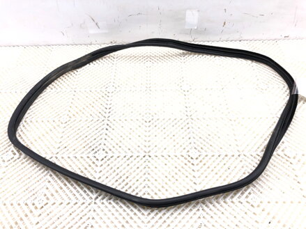 Těsnění dveří zadní pravé Hyundai Elantra VII Sedan (CN7) 2020 - 2022