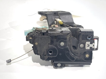 Zámek dveří levý zadní VW Touareg (7LA, 7L6, 7L7) 2002 - 2013 7L0839015