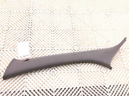 Kryt sloupku levý Volvo V60 I (155, 157) 2010 - 2018 31307438