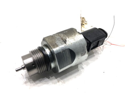 Regulátor tlaku paliva VW Golf VI (5K1) 2008 - 2014