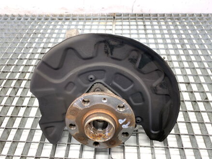 Otoč pravá přední Audi Q3 Sportback (F3N) 2019 - 2022