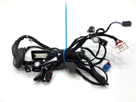 Kabeláž dveře přední levá Audi Q3 Sportback (F3N) 2019 - 2022 83A971029QA