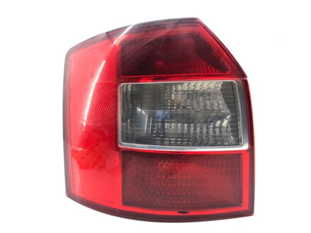 Světlo levé zadní Audi A4 B6 (8E2) 2000 - 2005