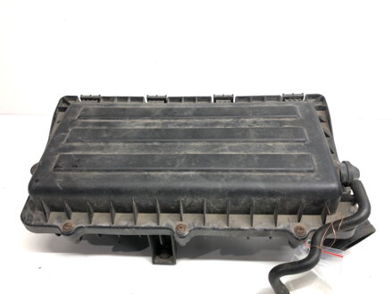 Kryt filtru vzduchu Skoda Roomster (5J7) 2006 - 2015 036129611CD
