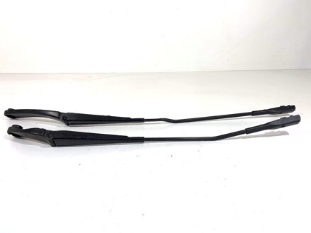 Stěrač sada přední Audi A4 B8 Avant (8K5) 2007 - 2015