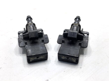 Trysky ostřikovačů Toyota RAV 4 IV (_A4_) 2012 - 2022