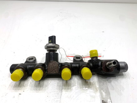 Vstřikovací rampa S čidlem Dacia Duster (HM_) 2017 - 2022