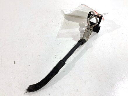 PÓL / svorka (BATERIE) plus Citroen C4 Cactus 2014 - 2022