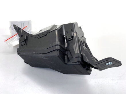 Pojistková skříňka Lexus LBX (_AYH1_, _AYA1_) 2023 - 7156-3W