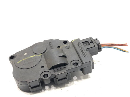 Motor radiátoru topení BMW X6 (E71, E72) 2007 - 2014 9298880