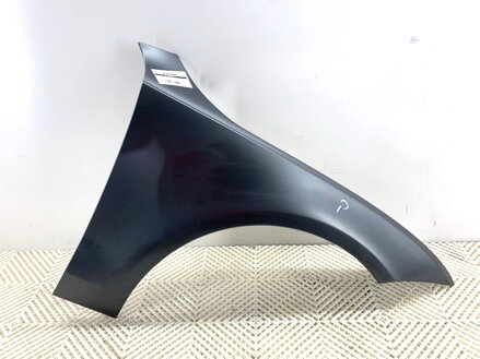 Blatník pravý přední Audi A7 Sportback (4GA, 4GF) 2010 - 2018 LX7A