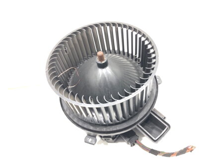 Ventilátor topení Audi A6 C8 Avant (4A5) 2018 - 2022 4M1820021C