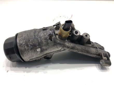 Základna filtru oleje Jaguar F-pace (X761) 2015 - 2022 G4D3-6714-C77A