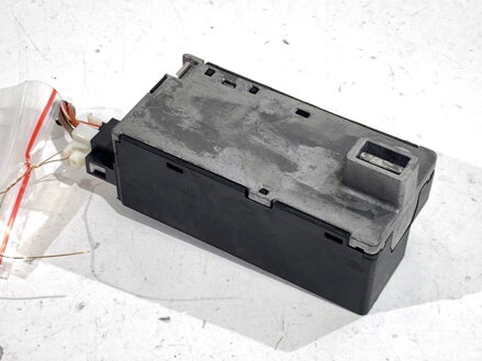 Zámek volantu Mercedes-benz Class A (W176) 2012 - 2018 A0999000400