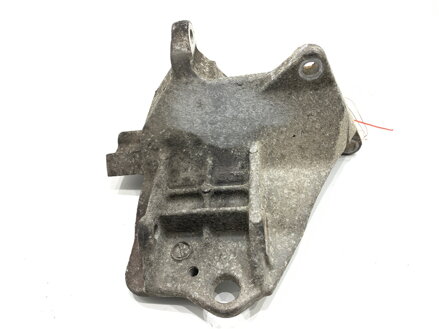 Držák uchycení kompresoru klimatizace Subaru Outback (BL, BP) 2003 - 2010