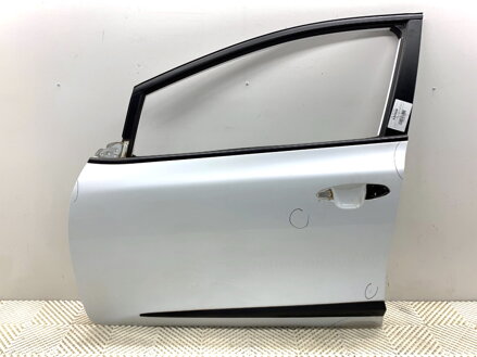 Dveře levé přední KIA CEE ' D Sportswagon (JD) 2012 - 2018