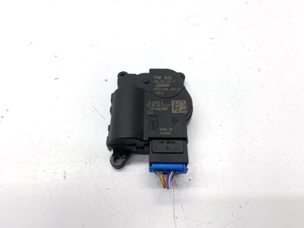 Motor radiátoru topení Skoda Superb III Kombi (3V5) 2015 - 2022 2Q0907511F