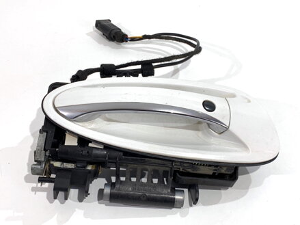 Klika vnější pravá přední Porsche Panamera (970) 2009 - 2017 97053706401