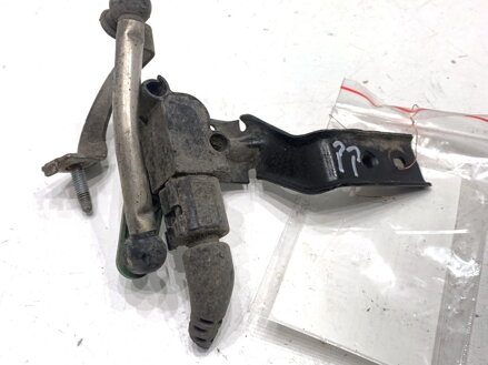 Čidlo náklonu xenon pravý přední Skoda Superb III Kombi (3V5) 2015 - 2022 5Q0907503