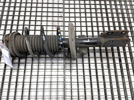 Tlumič levý přední S pružinou Peugeot 308 II (LB_, LP_, LW_, LH_, L3_) 2013 - 2021 9823318680