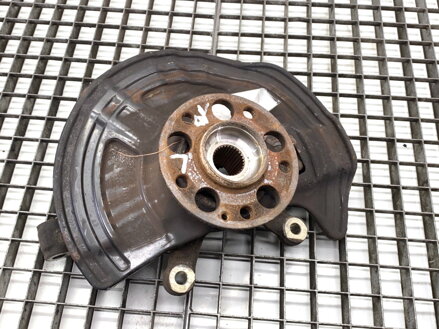 Otoč levá přední Mercedes-benz Class A (W176) 2012 - 2018