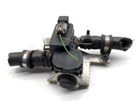 Přídavná vodní pumpa Porsche Panamera (970) 2009 - 2017 97057222500