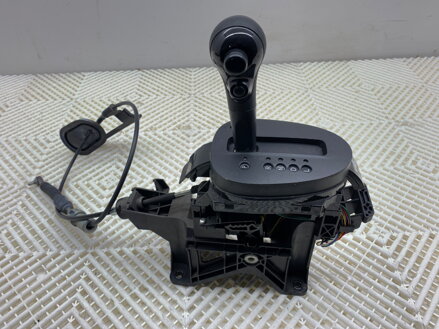 Řadicí páka volič převodovky Nissan Juke (F15) 2010 - 2022