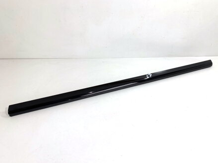 Lišta stírací přední levá Mercedes-benz CLA Coupe (C117) 2013 - 2019 A1177250382