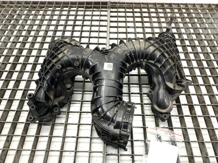 Sací potrubí Audi Q8 (4MN) 2018 - 2022