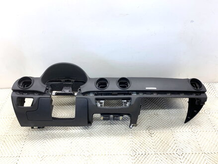 Palubní deska / kokpit S polštářem spolujezdce Audi A3 Limousine (8VS, 8VM) 2013 - 2022