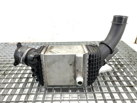 Intercooler BMW 5 (G30, F90) 2016 - 2022 7852406