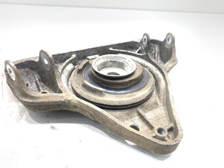 Uchycení držák tlumiče přední levé Audi A4 B7 Avant (8ED) 2004 - 2008 8E0412383