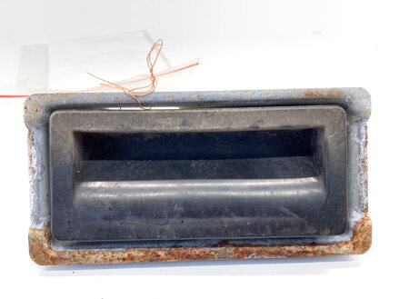 Klika víka kufru zadní VW Golf Plus V (5M1, 521) 2004 - 2013 3C9827229C