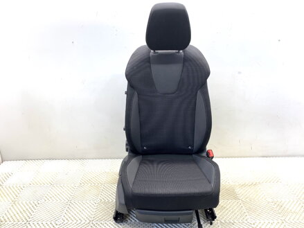 Sedadlo pravé přední Skoda Octavia IV Combi (NX5) 2019 - 2022