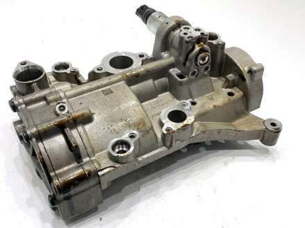 Čerpadlo oleje Porsche Panamera (970) 2009 - 2017 9481070132300