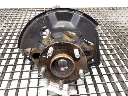 Otoč levá přední Mazda 3 Sedan (BM_, BN_) 2013 - 2022